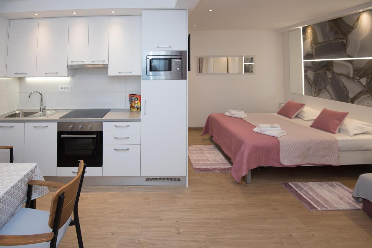Luxury Studio Apartment Honeymoon 斯普利特 外观 照片