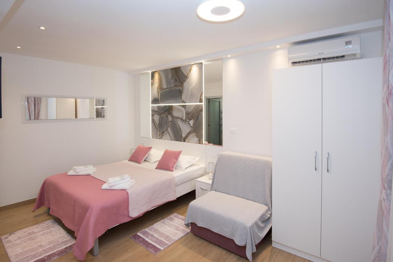 Luxury Studio Apartment Honeymoon 斯普利特 外观 照片
